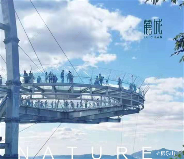 空中栈道效果图