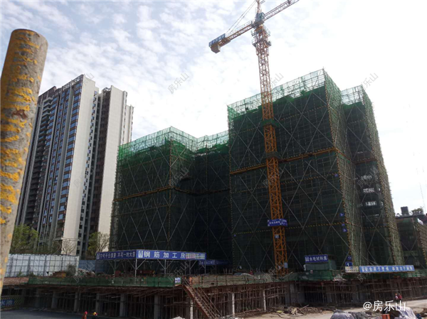 1号楼主体结构施工至12层