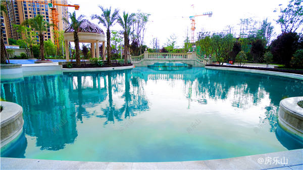 多功能泳池实拍