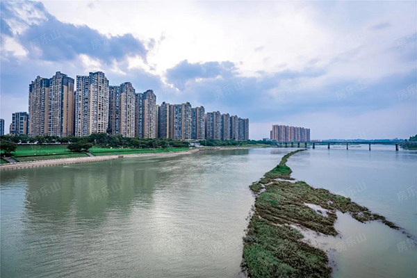 景观大城滟澜洲,离家最近的诗和远方!