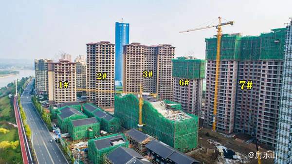 邦泰大渡河府1，2，3，6，7号楼实景图