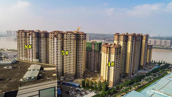 邦泰大渡河府4，5，8号楼实景图