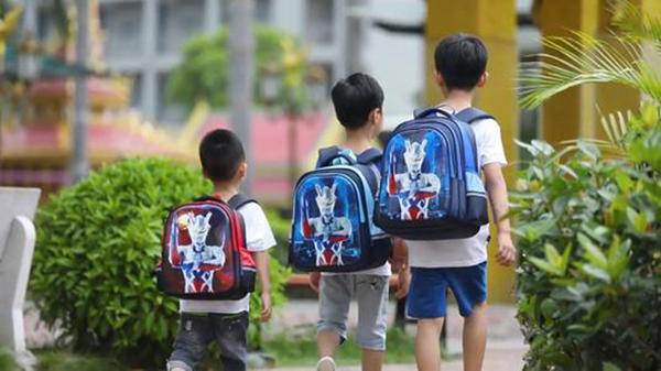 上学示意图