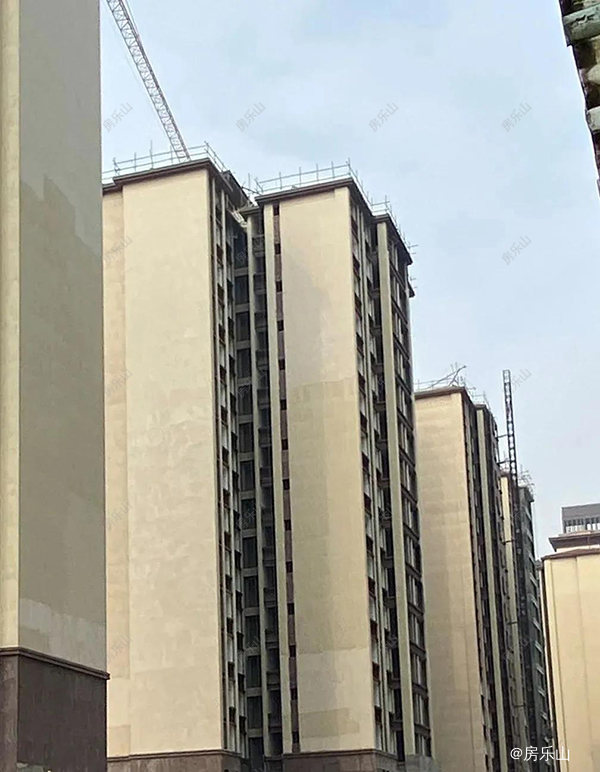 佳乐江屿城5号楼实景图