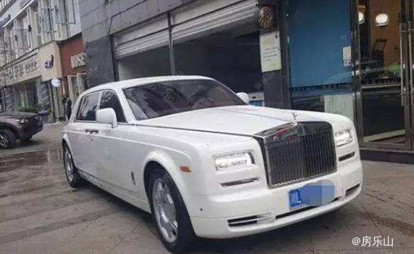乐山豪车示意