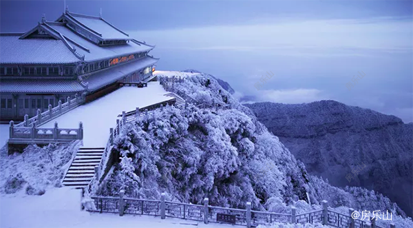 峨眉山实景图