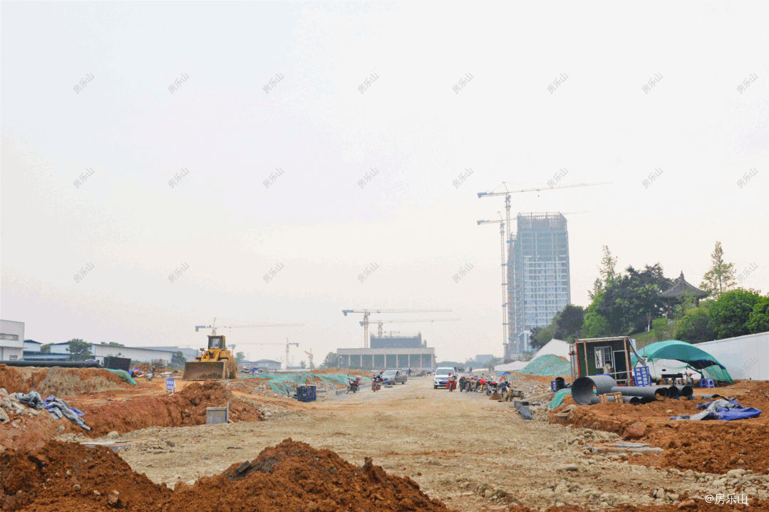 龙山路建设变化
