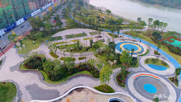 乐山高新区市民广场