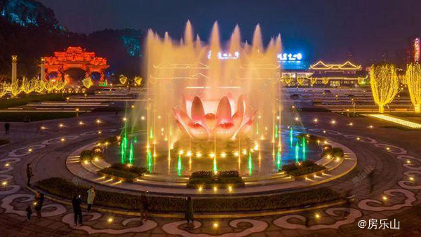 大佛文化广场实景图