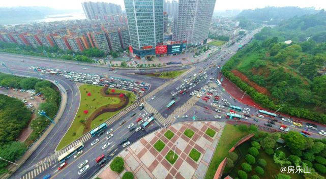 乐山城南实景图