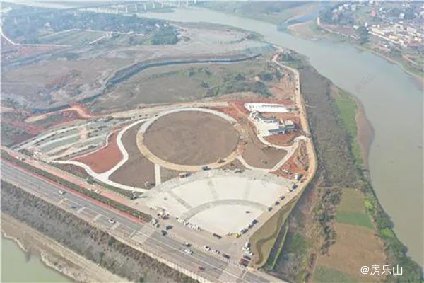 大渡河广场实景图