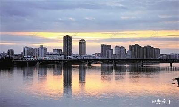 乐山二号桥实景图