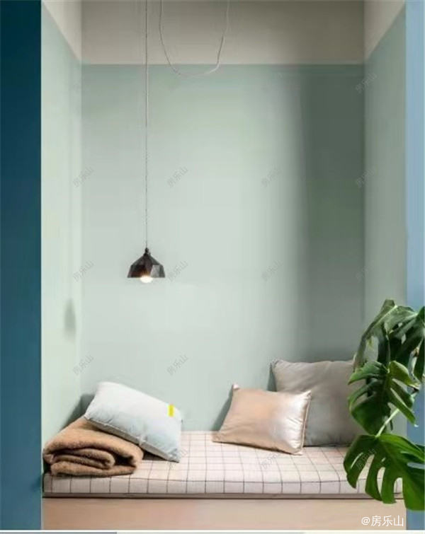 黄+绿+蓝同色主题装修