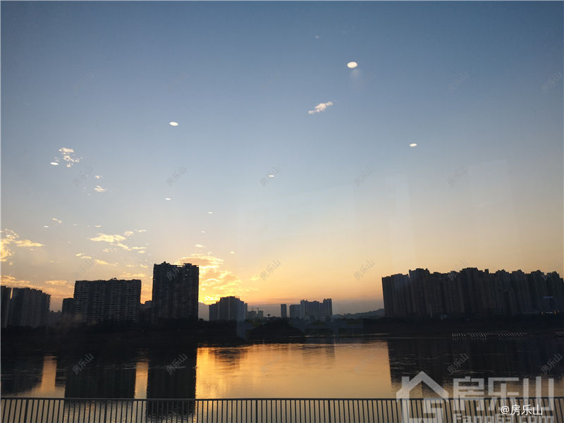 滨江花园城实景图