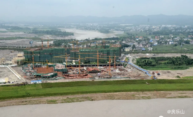 2013年花漾里的建设工程主体呈现