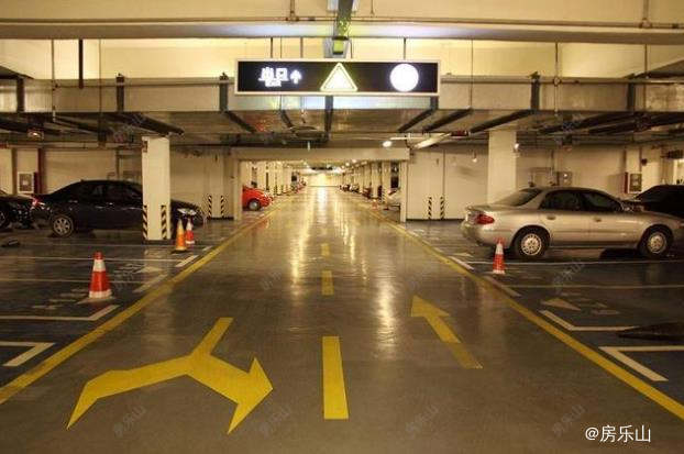地下停车位