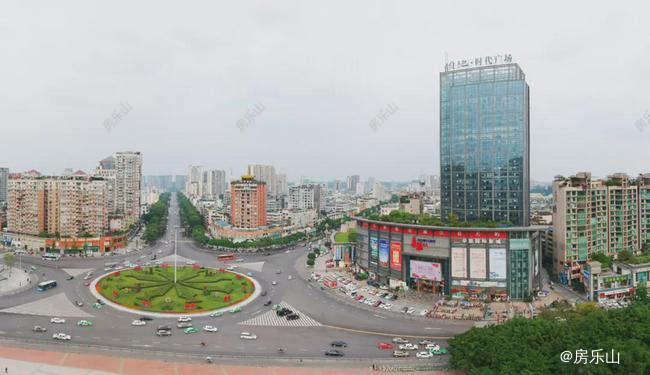 乐山新广场商业圈