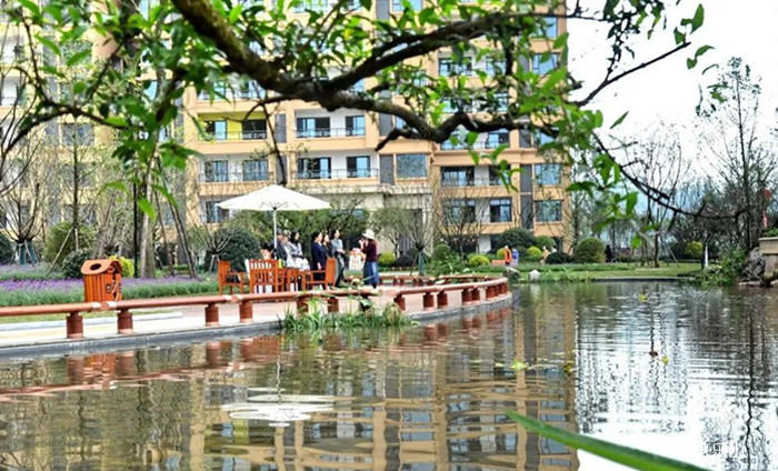 已经交付的滟澜洲春森里图片 已经交付的滟澜洲春森里图片