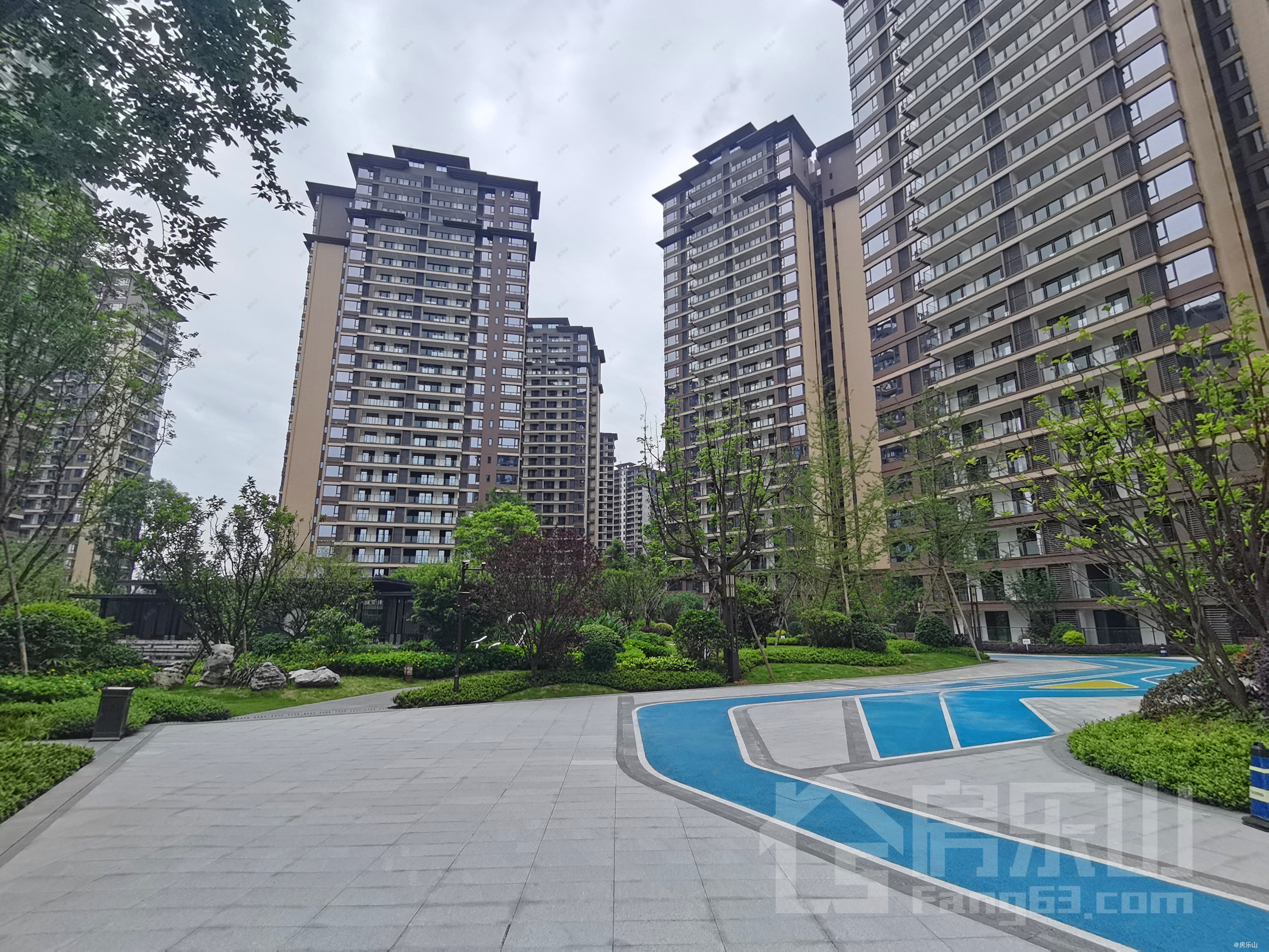 邦泰大渡河府滨河湾实景图