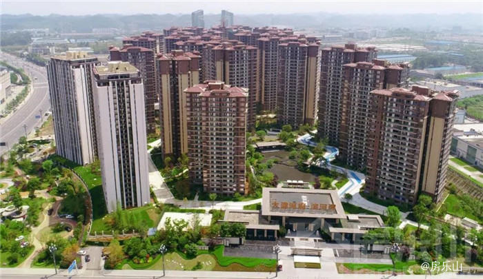 邦泰滨河湾实景图