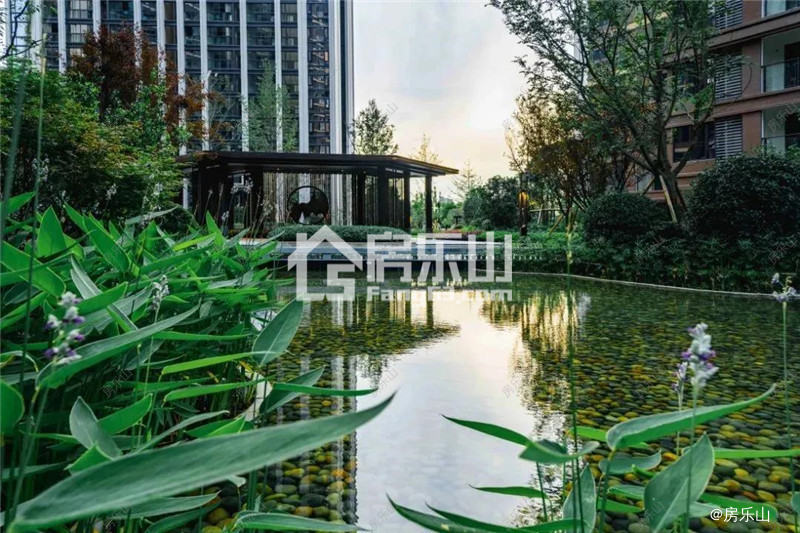 邦泰大渡河府园林实景图