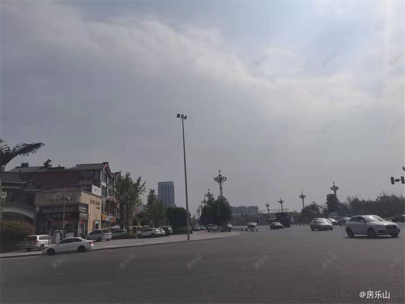 蘭台府门市实景图