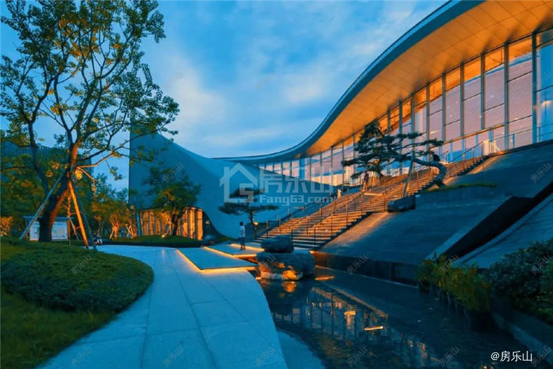 中国峨眉山国际康养中心实景图