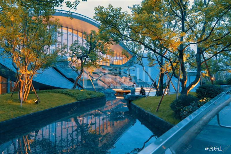 中国峨眉山国际康养中心实景图