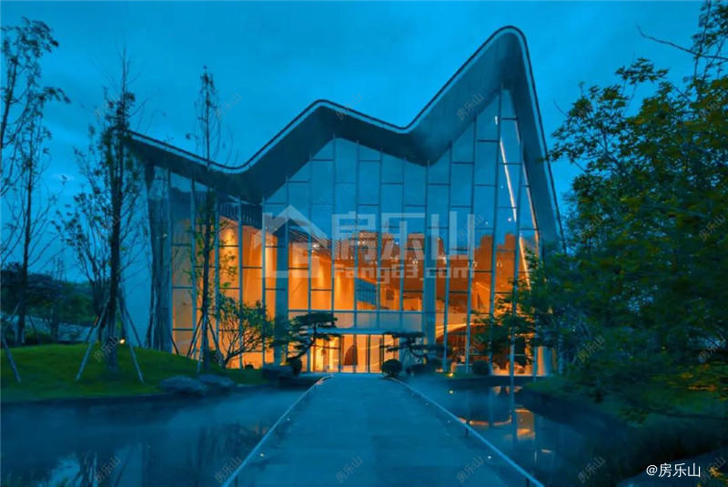 中国峨眉山国际康养中心实景图