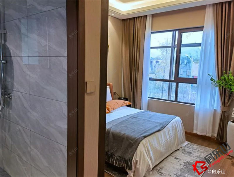 金叶公园里样板间