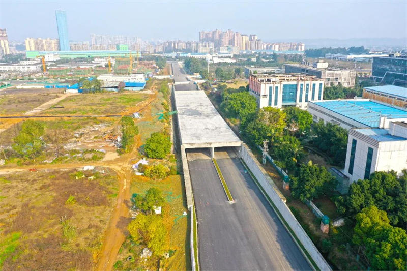 乐山高新区乐高大道(迎宾大道至龙安路) 乐山高新区乐高大道(迎宾大道至龙安路)