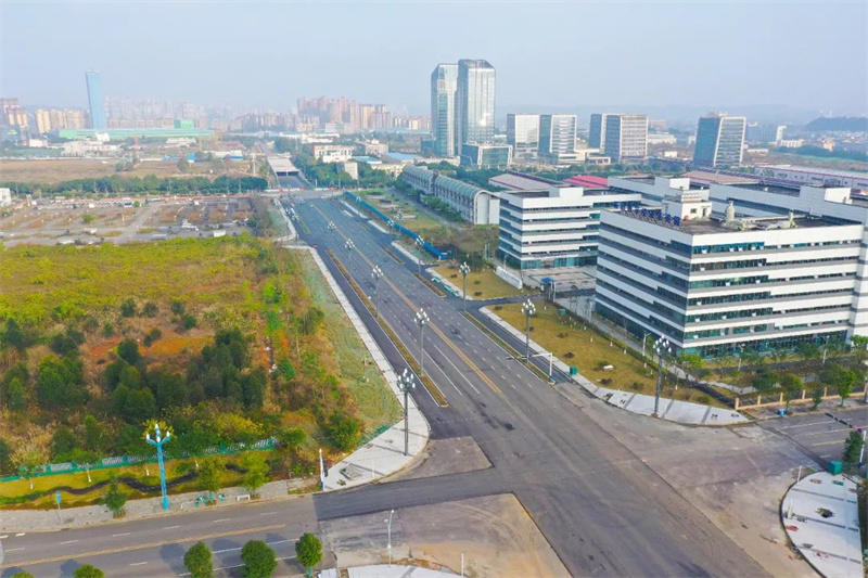 乐山高新区建业大道至天合路段 乐山高新区建业大道至天合路段