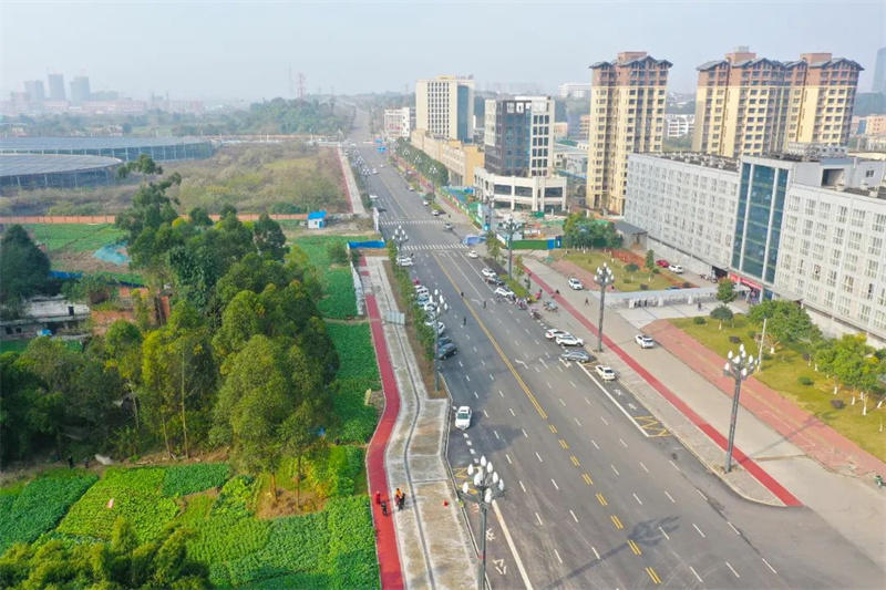 乐山高新区高港大道 乐山高新区高港大道