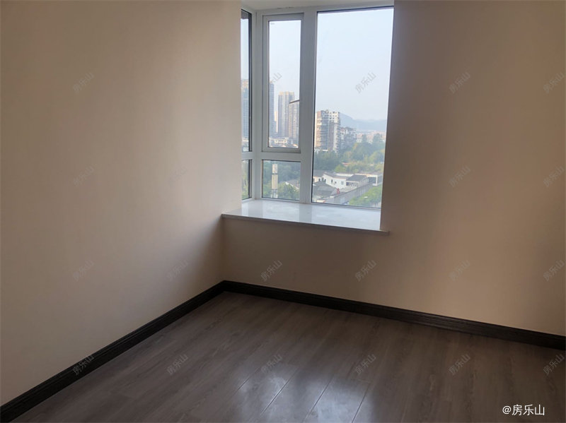 铺金翰林雲上装修房