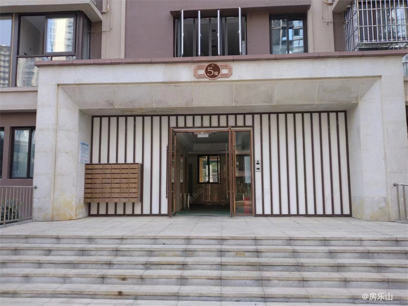 翰林云上小区实景图