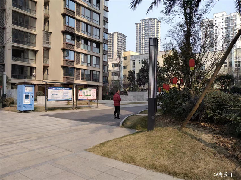 翰林云上小区实景图